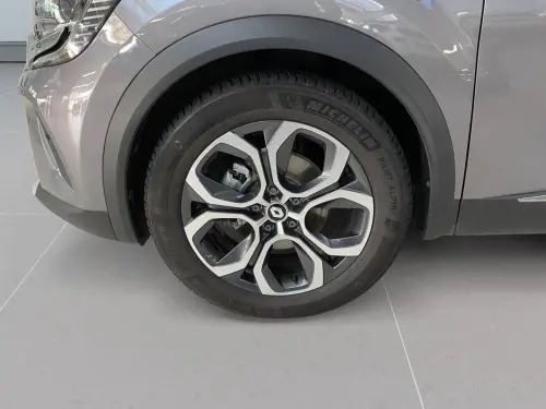 Renault Captur E-Tech full hybrid 145 Techno fast track - Photo 8