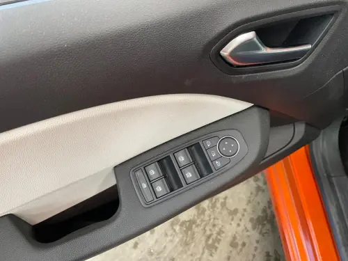 Renault Clio Clio TCe 140 Techno - Photo 10