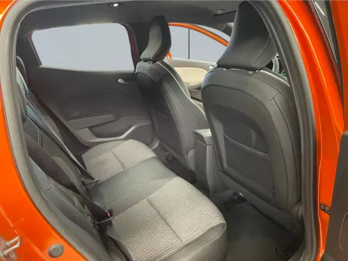 Renault Clio Clio TCe 140 Techno - Photo 17