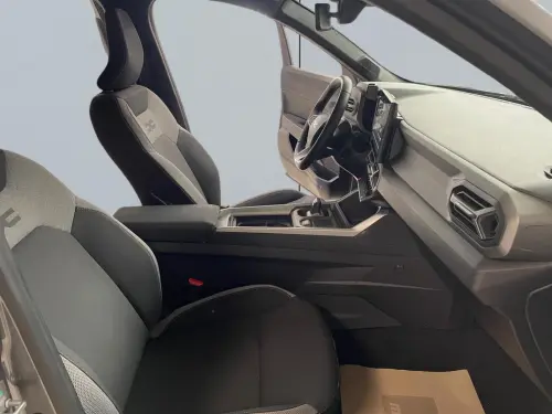 Dacia Bigster Bigster Hybrid 155 Journey - Photo 16