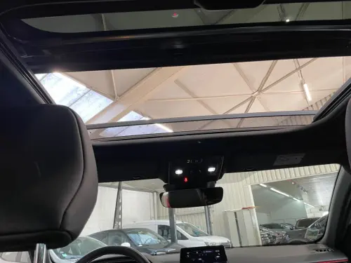 Renault Arkana R.S. Line mild hybrid 160 EDC -22 - Photo 18