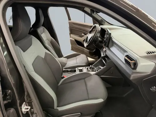 Dacia Duster Hybrid 140 Extreme - Photo 16