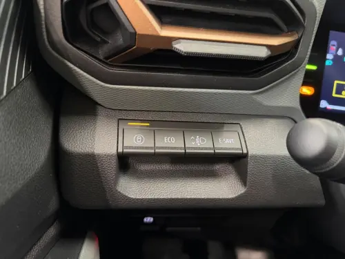 Dacia Duster Hybrid 140 Extreme - Photo 23