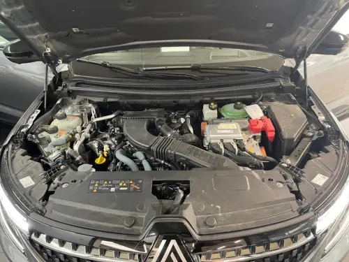 Renault Austral E-Tech hybrid 200 Iconic - Photo 19