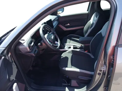 Dacia Duster Mild Hybrid 140 Journey - Photo 10