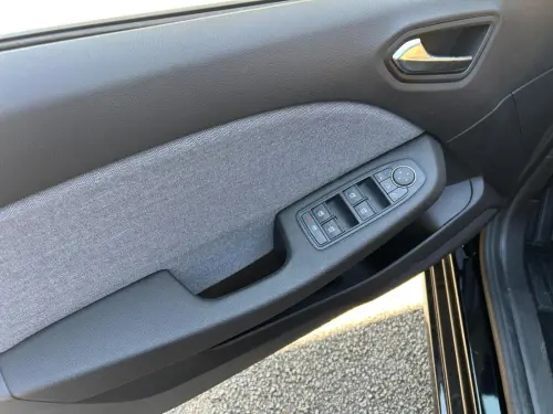 Renault Clio Clio TCe 90 ch GSR2 Techno - Photo 4