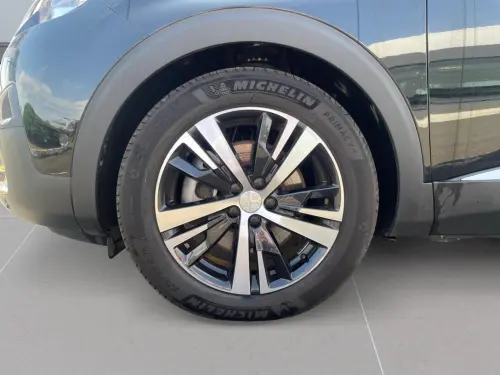 Peugeot 3008 Hybrid 225 e-EAT8 Allure - Photo 8