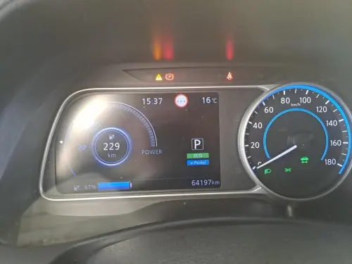 Nissan Leaf Leaf Electrique 40kWh N-Connecta - Photo 24