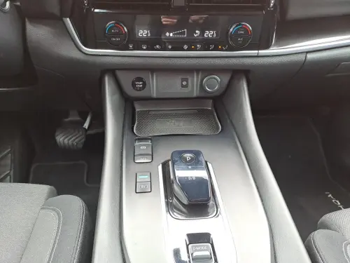 Nissan Qashqai J12A N-CONNECTA E-POWER 190CH - Photo 14