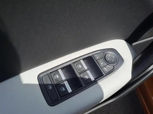 Renault Captur E-Tech Plug-in 160 - 21 Intens - Photo 10