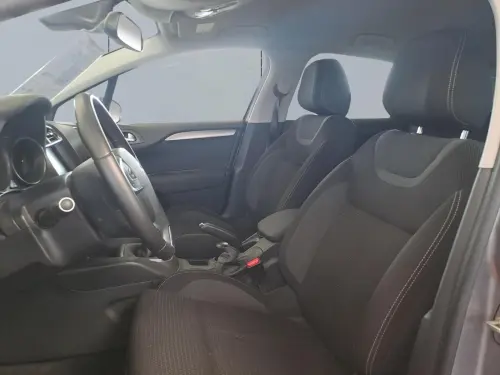 Citroën C4 PureTech 110 BVM Millenium - Photo 9