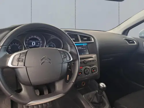 Citroën C4 PureTech 110 BVM Millenium - Photo 11