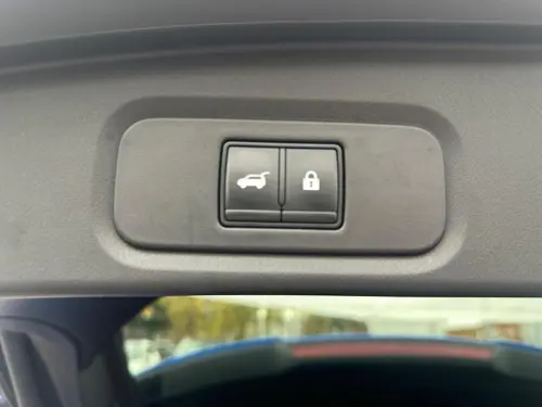 Nissan Qashqai J12A TEKNA MILD HYB 158 CH XTRONIC - Photo 19