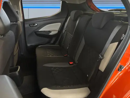 Nissan Micra Micra dCi 90 N-Connecta - Photo 15