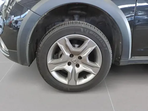 Dacia Sandero Blue dCi 95 Stepway - Photo 8