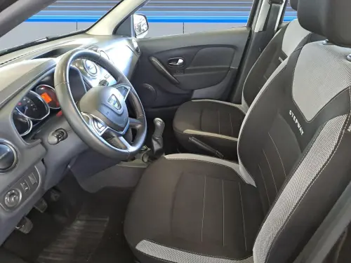 Dacia Sandero Blue dCi 95 Stepway - Photo 9