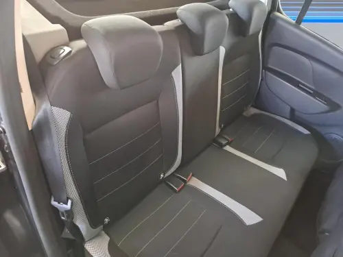 Dacia Sandero Blue dCi 95 Stepway - Photo 17