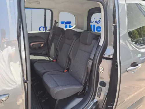 Peugeot Rifter Standard BlueHDi 130 S&S BVM6 GT Line - Photo 15