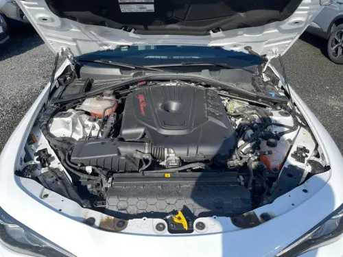 Alfa Romeo Giulia Giulia 2.2 210 ch AT8 Q4 Ti - Photo 19