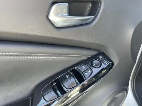 Nissan Juke F16A PREMIERE EDITION HYBRID 143CH - Photo 10