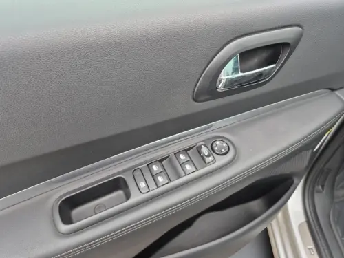 Peugeot 3008 1.6 BlueHDi 120ch S&S BVM6 Allure - Photo 10