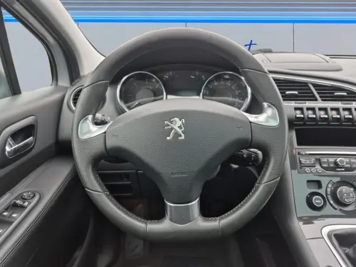 Peugeot 3008 1.6 BlueHDi 120ch S&S BVM6 Allure - Photo 12