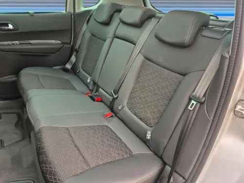 Peugeot 3008 1.6 BlueHDi 120ch S&S BVM6 Allure - Photo 15