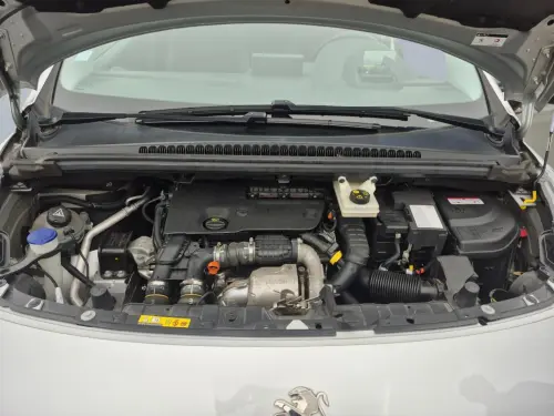 Peugeot 3008 1.6 BlueHDi 120ch S&S BVM6 Allure - Photo 19