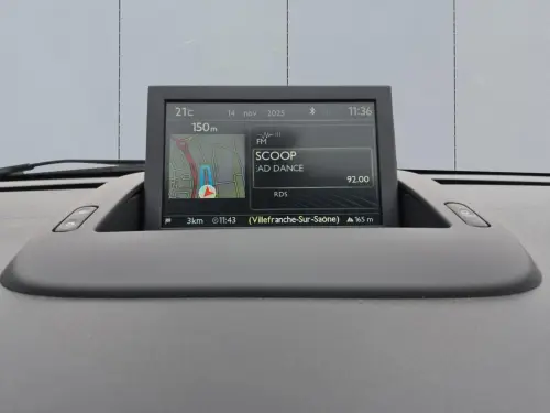 Peugeot 3008 1.6 BlueHDi 120ch S&S BVM6 Allure - Photo 20