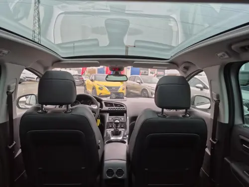 Peugeot 3008 1.6 BlueHDi 120ch S&S BVM6 Allure - Photo 21