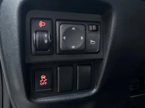 Nissan Juke 1.6L 94CH VISIA 4X2 BVM5 - Photo 22