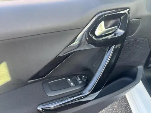 Peugeot 208 1.6 BlueHDi 75ch BVM5 Active - Photo 10