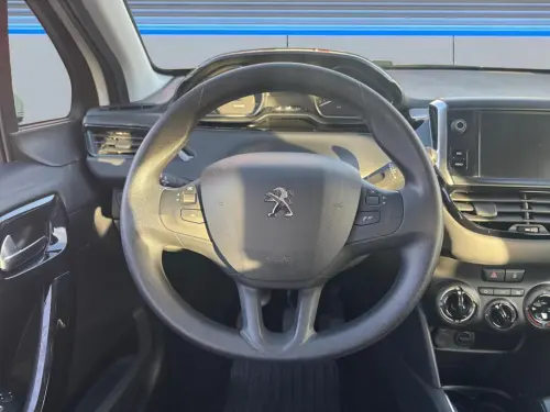 Peugeot 208 1.6 BlueHDi 75ch BVM5 Active - Photo 12