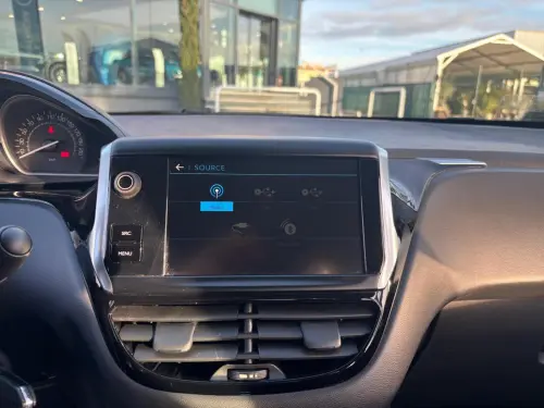 Peugeot 208 1.6 BlueHDi 75ch BVM5 Active - Photo 21