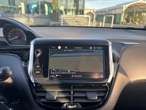 Peugeot 208 1.6 BlueHDi 75ch BVM5 Active - Photo 23