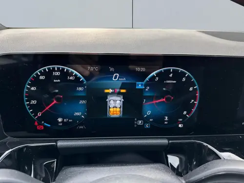 Mercedes Classe B Classe B 180 7G-DCT AMG Line Edition - Photo 13