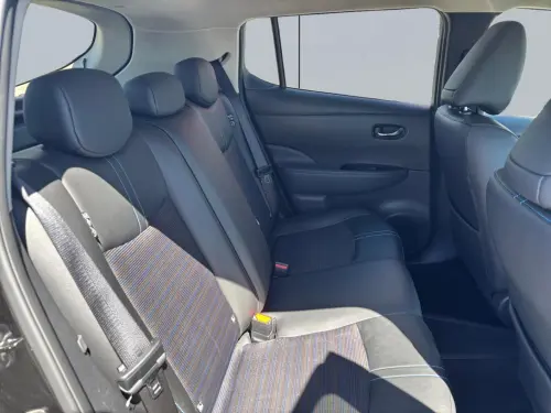 Nissan Leaf ZE1A N-CONNECTA 40KWH - Photo 17