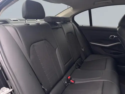 BMW Serie 3 320e 204 ch BVA8 Business Design - Photo 16