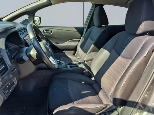 Nissan Leaf Leaf Electrique 40kWh 10eme anniversaire - Photo 9