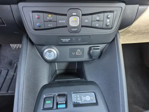 Nissan Leaf Leaf Electrique 40kWh 10eme anniversaire - Photo 22