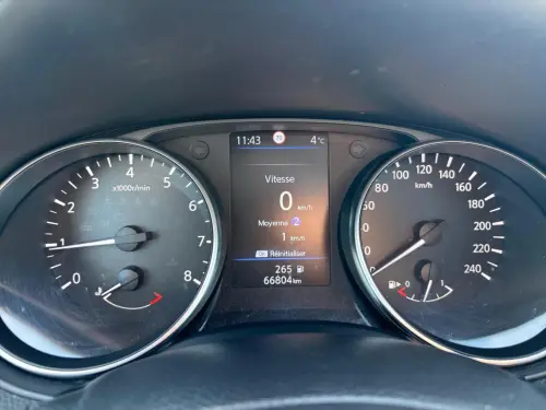 Nissan Qashqai 1.3 DIG-T 140 Tekna+ - Photo 13