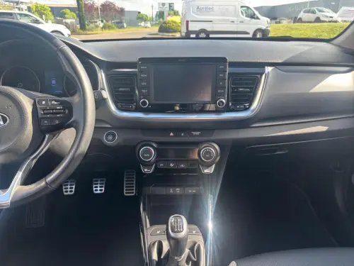 Kia Stonic 1.0 T-GDi 120 ch Premium - Photo 14