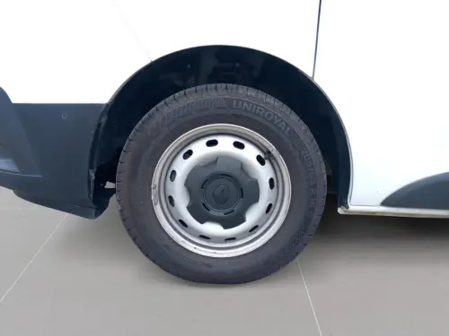 Renault Trafic GRAND CONFORT BLUE DCI 130 L1H1 3T - Photo 8
