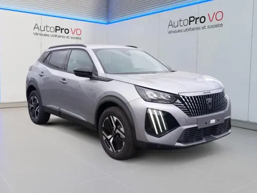 Peugeot 2008 Hybrid 136 e-DCS6 Allure - Photo 6