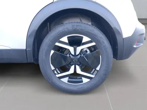 Peugeot 2008 Hybrid 136 e-DCS6 Allure - Photo 8