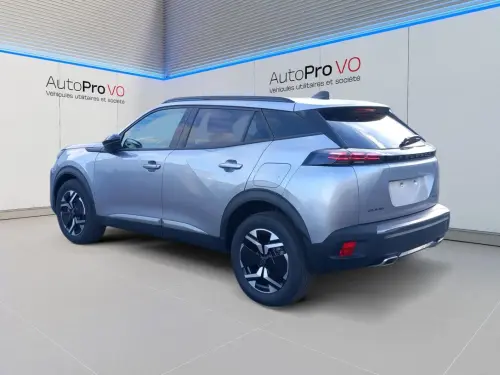 Peugeot 2008 Hybrid 136 e-DCS6 Allure - Photo 2