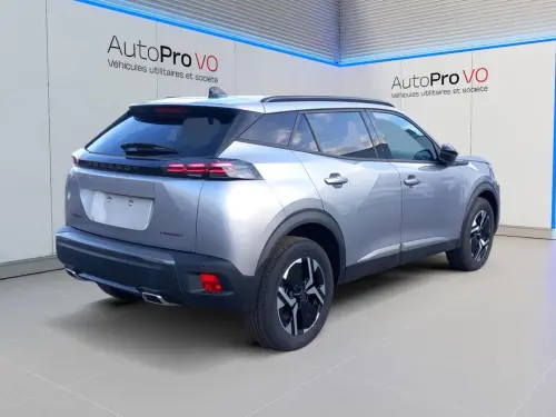 Peugeot 2008 Hybrid 136 e-DCS6 Allure - Photo 4