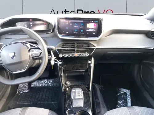 Peugeot 2008 Hybrid 136 e-DCS6 Allure - Photo 11