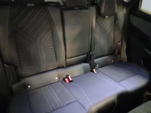 Peugeot 3008 PEUGEOT 3008 GT HYBRID 145 E-DCS6 ALCANTARA - PACK 360 VISION & PLUS - Photo 17