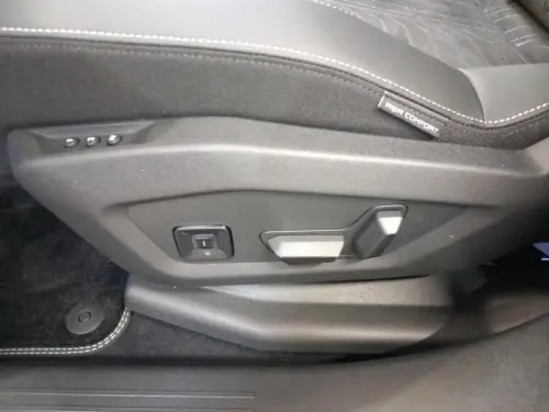 Peugeot 3008 PEUGEOT 3008 GT HYBRID 145 E-DCS6 ALCANTARA - PACK 360 VISION & PLUS - Photo 21